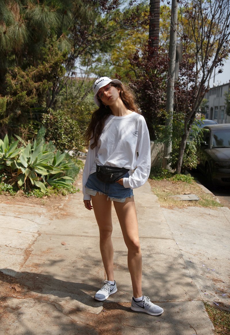 Александра, 23